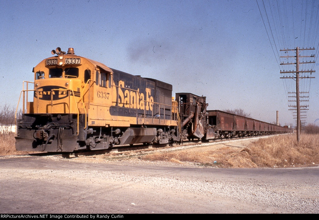 ATSF 6337 on work train